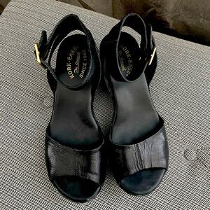 ▪️KORK-EASE ANKLE STRAP WEDGE SANDALS▪️